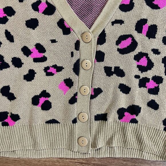 Charlotte Russe Cheetah Leopard Print Cardigan Sweater Button Up Sz M Tan Pink - Picture 2 of 9